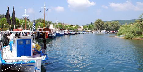 Fluss Messonghi